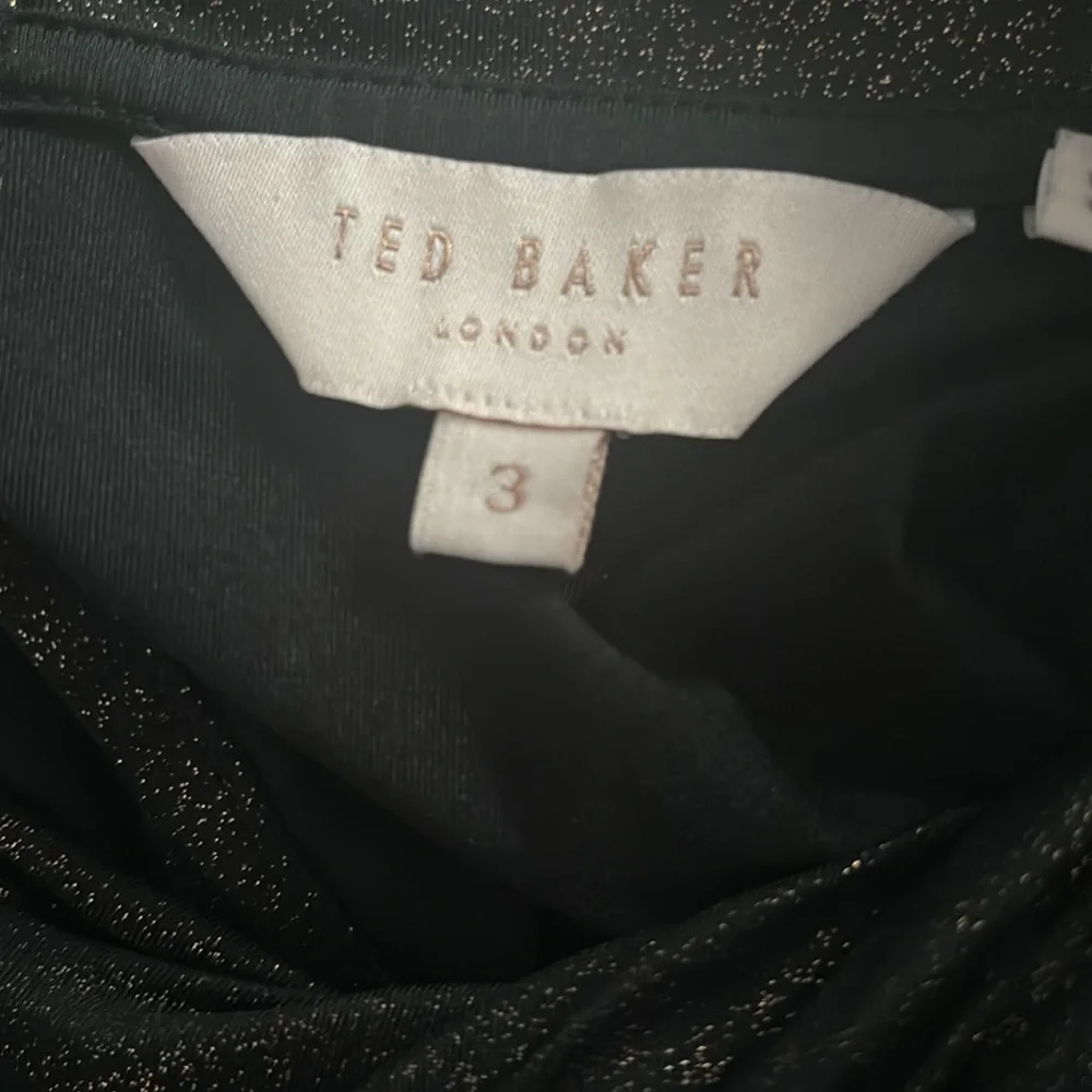 Ted Baker Women's T-shirt - Picture 10 of 12
